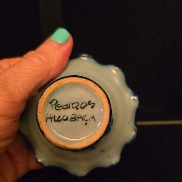 Vintage Ceramic Basket, Made in Portugal. Excellent Cond! - Picture 4 of 5